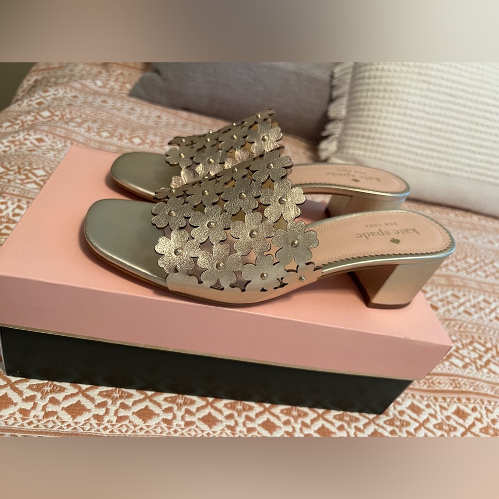 Kate Spade Daisy Mule in Metallic Leather - Picture 4 of 8